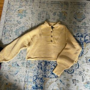 Forever 21 cropped sweater with buttons size medium